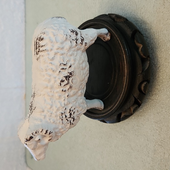 Vintage Cast Iron Ram - Picture 2 of 5